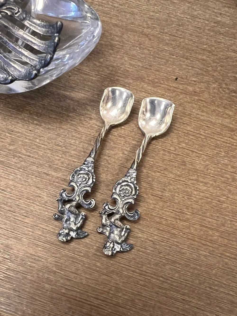 Vintage Swan Salt and Pepper Cellar Set